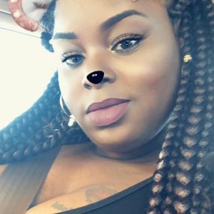 Meet your Posher, Ebonie